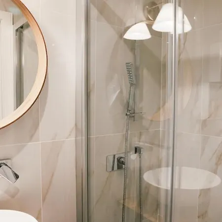 Pensiune Dimora Petra -suites- 3*