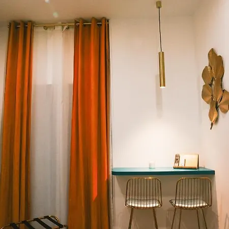 Dimora Petra -suites- Bari