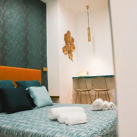 ゲストハウス Dimora Petra -suites- バーリ