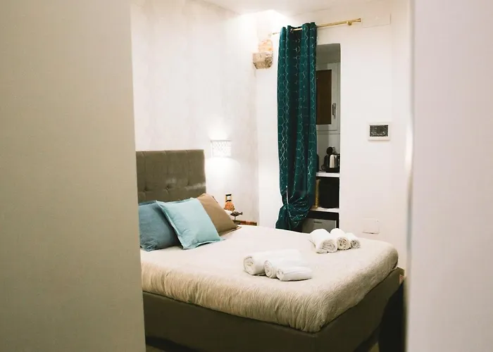 Dimora Petra -suites- Guest house 3*